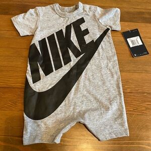 Baby boy short sleeve Nike onesie